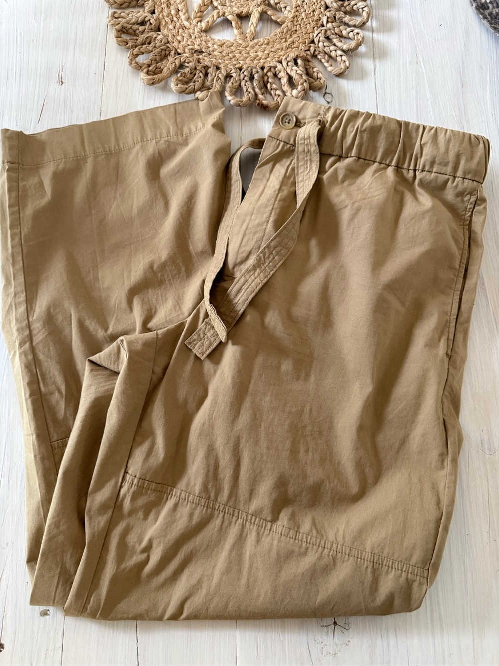 Banana Republic Tan Straight-Leg Pants with Elastic Waist